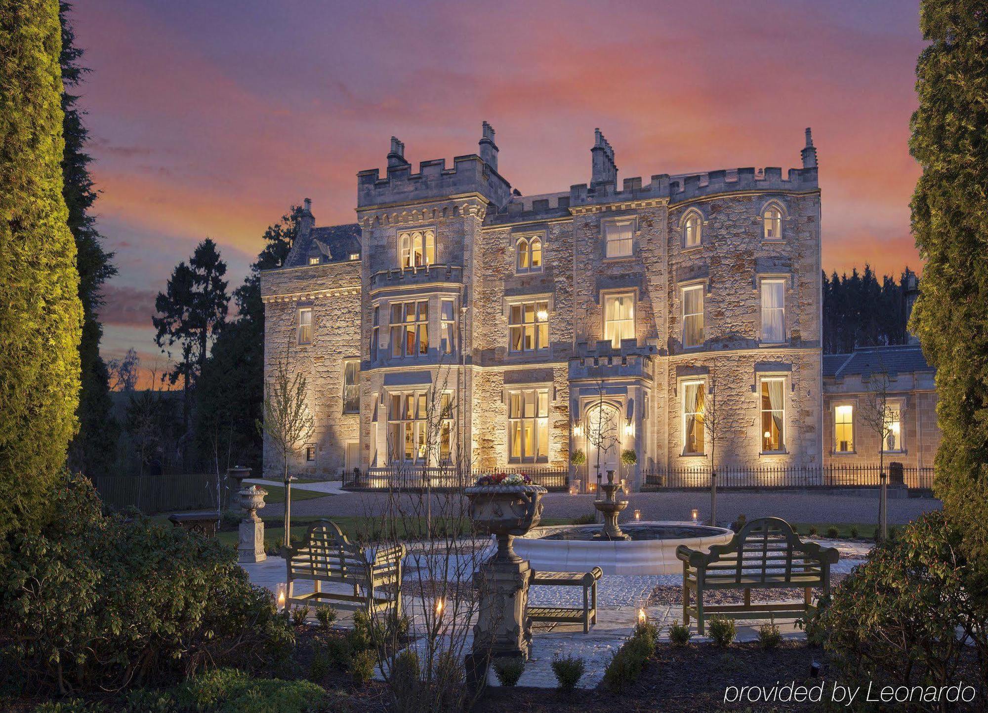 Crossbasket Castle Hotel & Restaurant High Blantyre Exterior foto